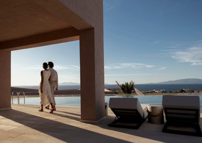 Domes Novos Santorini, Autograph Collection